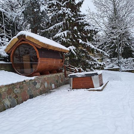 Dom Nad Jeziorem Ublik Z Sauna I Jacuzzi Exterior foto